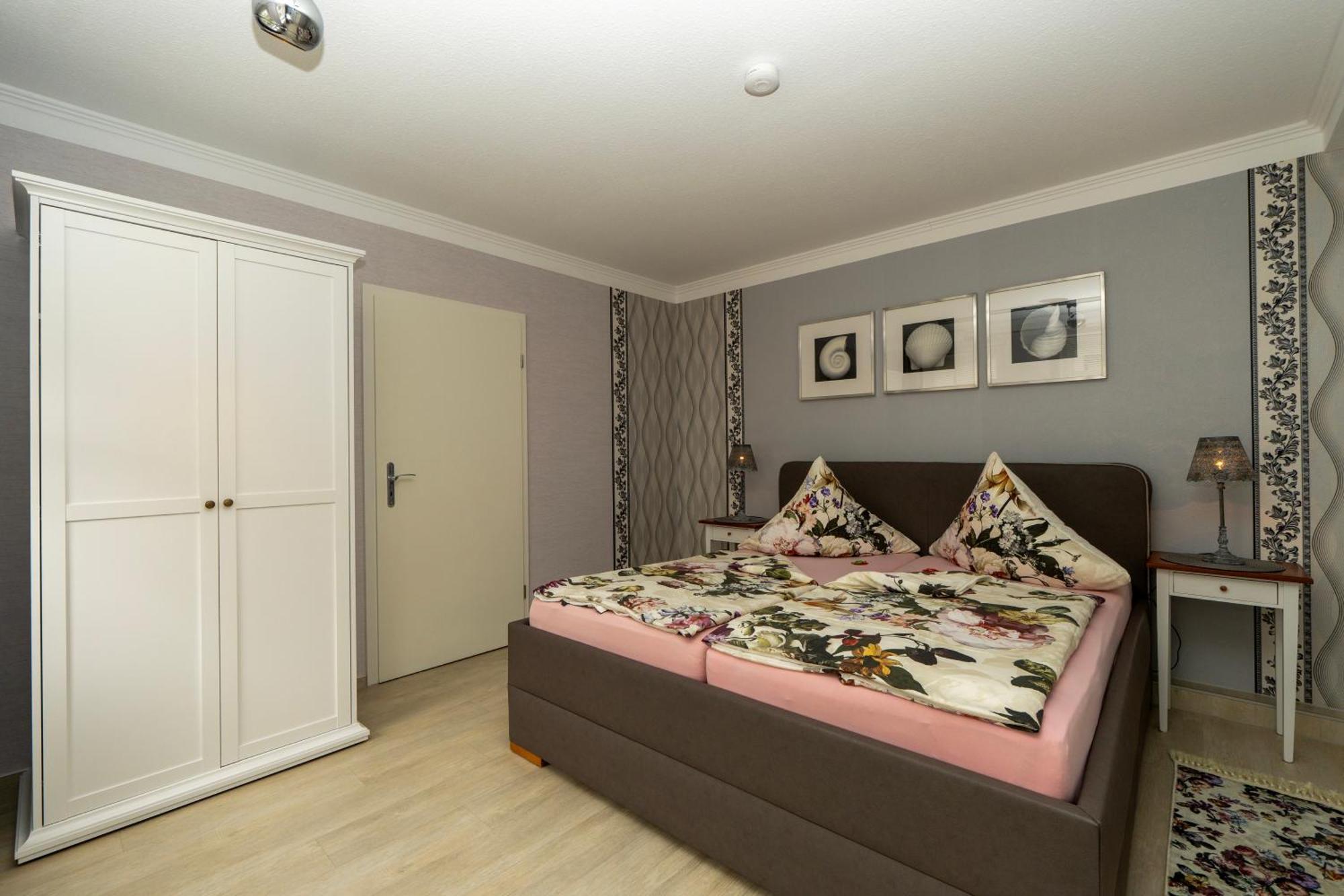 Haus Mozart Apartment บินซ์ ภายนอก รูปภาพ